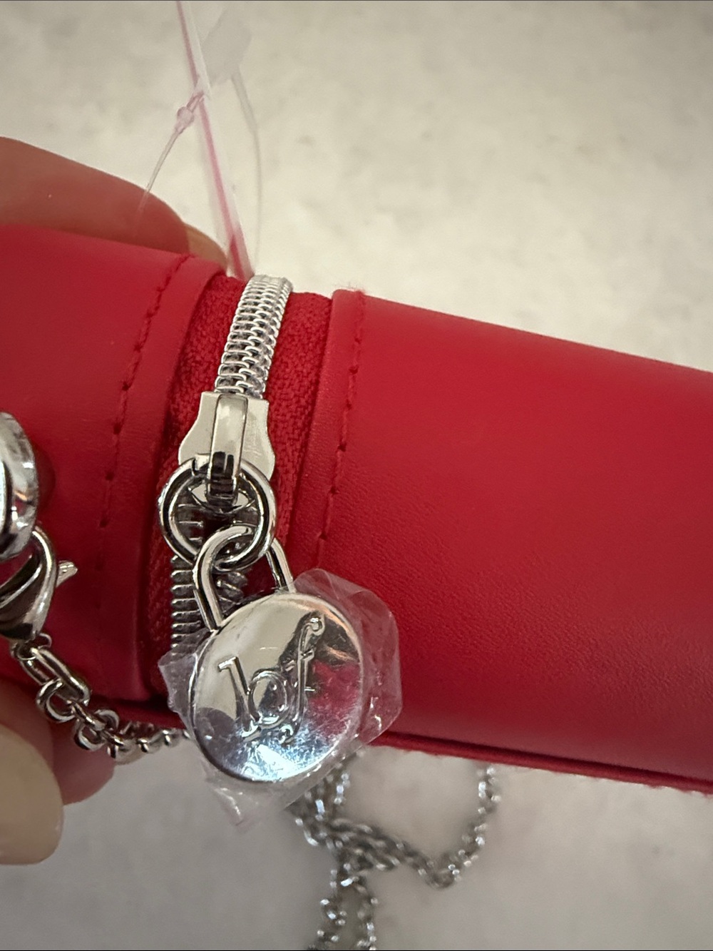 Benefit Pink Cylindrical Crossbody Bag with Silver Chain bag charm - Picture 4 of 6